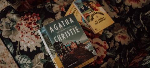 Περισσότεροι από 100 άνθρωποι έμειναν εγκλωβισμένοι στο σπίτι της Αγκάθα Κρίστι λόγω κακοκαιρίας