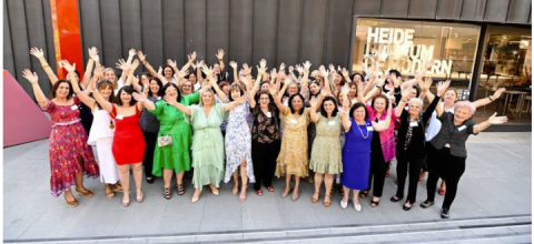 Γυναίκα και Ελληνισμός