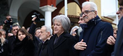 Γονείς Βασίλη Καλογήρου: «Δεν έχουμε λόγο να μην εμπιστευόμαστε τη Ρουμπίνη Λεονταρή»