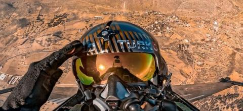 Προκαλεί το τουρκικό υπουργείο Άμυνας: Ανάρτηση με πιλότο πάνω από τον κατεχόμενο Πενταδάκτυλο