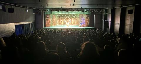 Εορταστική ατμόσφαιρα στην παιδική παράσταση της Ε.ΑΣ.Υ.Α.