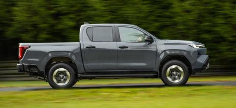 Αυτός είναι ο Έλληνας που δημιούργησε το διασημότερο αγροτικό Toyota στον κόσμo