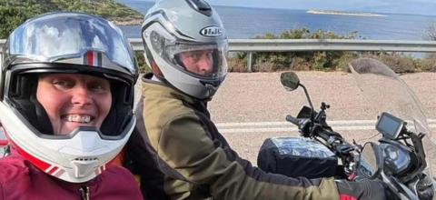 Ζευγάρι τουριστών καταδικάστηκε σε 10 χρονιά φυλάκιση για κατασκοπεία -Πού ταξίδευαν με τη μοτοσικλέτα τους