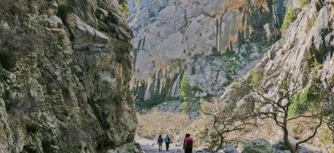 Βρέθηκαν οι οκτώ περιπατητές που αγνοούνταν σε φαράγγι