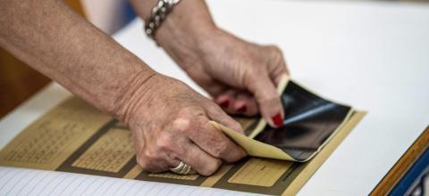 Καταγγελία για τις Πανελλαδικές: Βαθμολόγησαν μαθητές ΕΠΑΛ με 100 επειδή τους δόθηκαν λάθος θέματα!